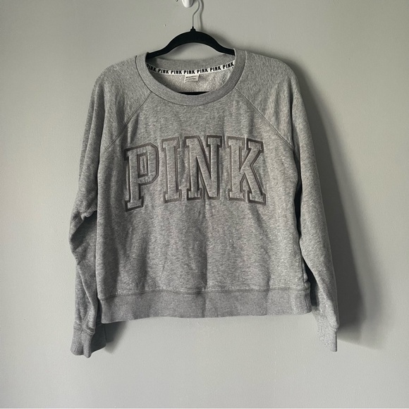 Pink by Victoria’s Secret VS grey crewneck sweatshirt size medium - Picture 1 of 3